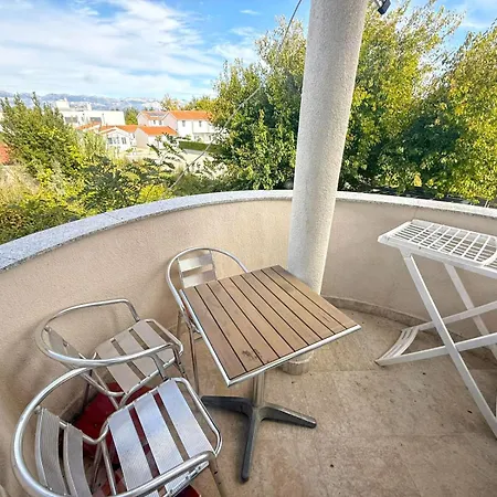 Apartment Dali Nin