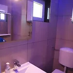 Dali Apartman *