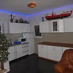 Dali Apartman Nin